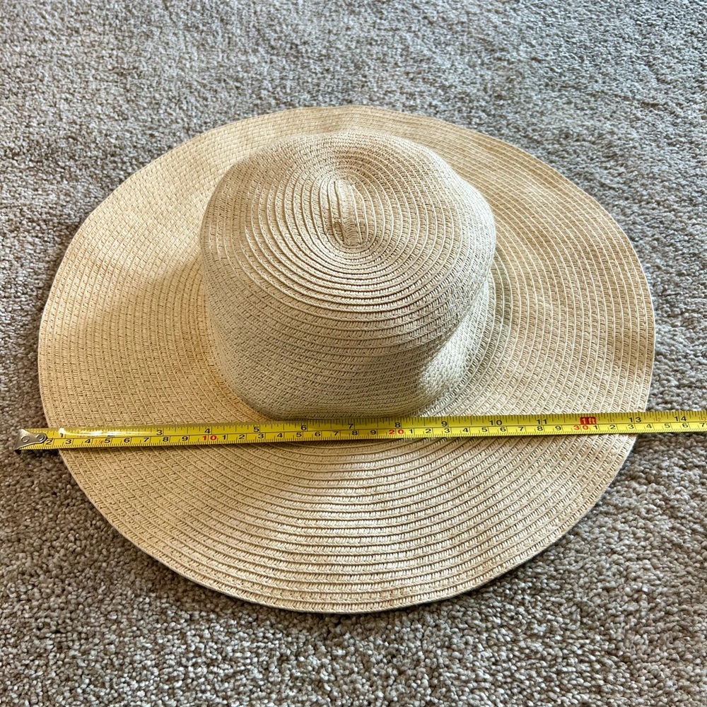 H&M Beige Fabric Hat